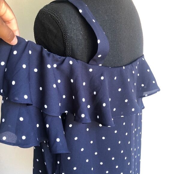 Polka Dot Off the shoulder Top - Picture 3 of 7